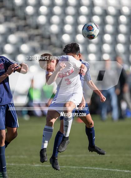 Thumbnail 3 in Liberty Common vs. Kent Denver (CHSAA 3A State Final) photogallery.