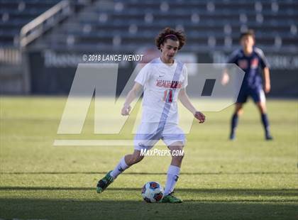 Thumbnail 3 in Liberty Common vs. Kent Denver (CHSAA 3A State Final) photogallery.