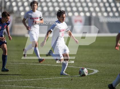 Thumbnail 3 in Liberty Common vs. Kent Denver (CHSAA 3A State Final) photogallery.