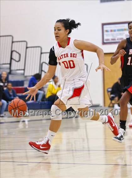 Thumbnail 3 in Bolingbrook vs. Mater Dei (Nike Tournament of Champions) photogallery.