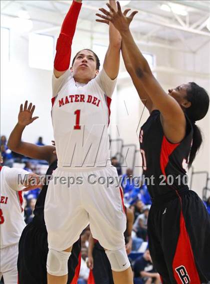 Thumbnail 2 in Bolingbrook vs. Mater Dei (Nike Tournament of Champions) photogallery.