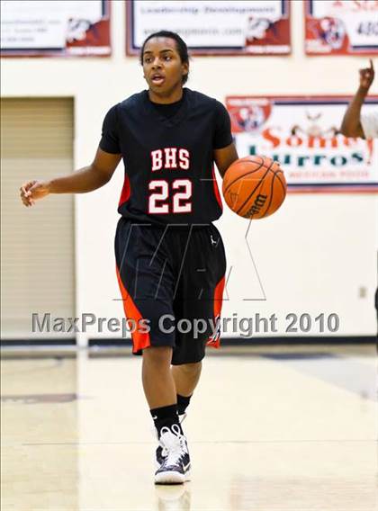 Thumbnail 3 in Bolingbrook vs. Mater Dei (Nike Tournament of Champions) photogallery.