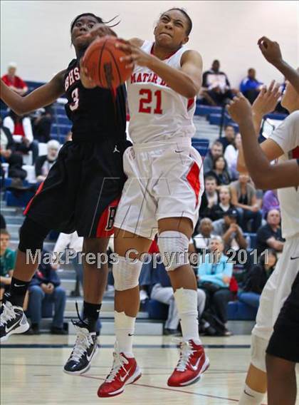 Thumbnail 2 in Bolingbrook vs. Mater Dei (Nike Tournament of Champions) photogallery.