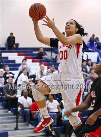 Thumbnail 1 in Bolingbrook vs. Mater Dei (Nike Tournament of Champions) photogallery.