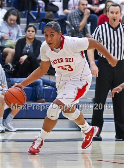 Thumbnail 2 in Bolingbrook vs. Mater Dei (Nike Tournament of Champions) photogallery.