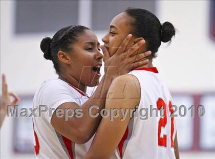 Thumbnail 2 in Bolingbrook vs. Mater Dei (Nike Tournament of Champions) photogallery.