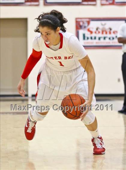 Thumbnail 1 in Bolingbrook vs. Mater Dei (Nike Tournament of Champions) photogallery.