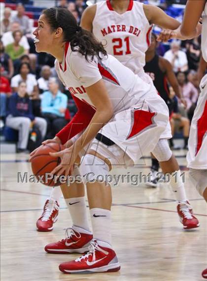 Thumbnail 1 in Bolingbrook vs. Mater Dei (Nike Tournament of Champions) photogallery.
