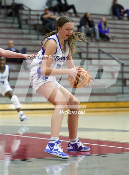 Thumbnail 3 in Corner Canyon vs. Fremont (Beetdigger Classic) photogallery.