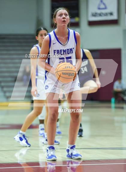 Thumbnail 1 in Corner Canyon vs. Fremont (Beetdigger Classic) photogallery.