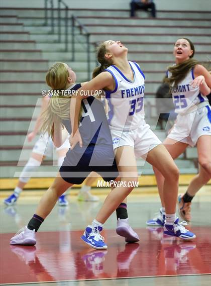 Thumbnail 3 in Corner Canyon vs. Fremont (Beetdigger Classic) photogallery.