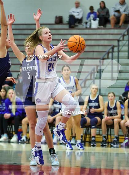 Thumbnail 3 in Corner Canyon vs. Fremont (Beetdigger Classic) photogallery.