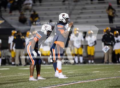 Thumbnail 3 in Valdosta vs Northside photogallery.