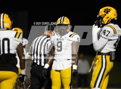 Thumbnail 3 in Valdosta vs Northside photogallery.