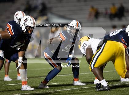 Thumbnail 2 in Valdosta vs Northside photogallery.