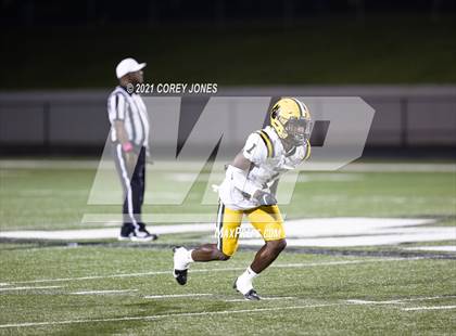 Thumbnail 2 in Valdosta vs Northside photogallery.