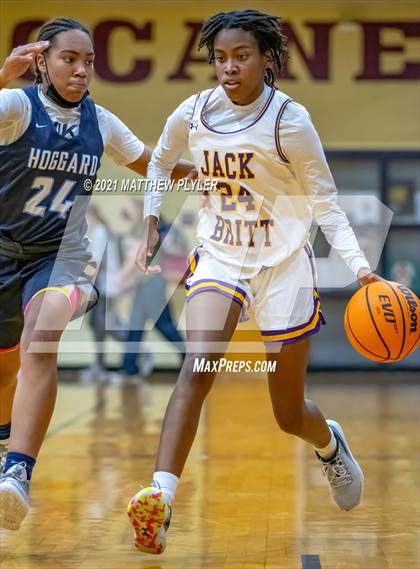 Thumbnail 2 in Hoggard @ Jack Britt photogallery.