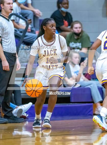 Thumbnail 3 in Hoggard @ Jack Britt photogallery.