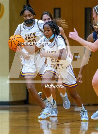 Thumbnail 3 in Hoggard @ Jack Britt photogallery.