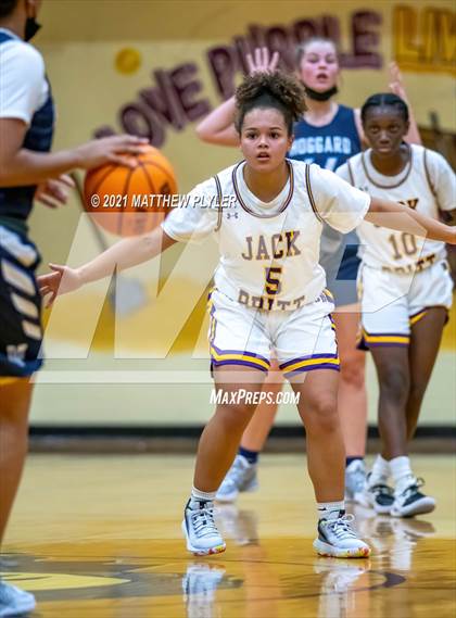 Thumbnail 3 in Hoggard @ Jack Britt photogallery.