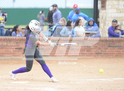 Thumbnail 2 in Southside vs Weslaco photogallery.
