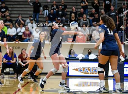 Thumbnail 2 in Vandegrift vs. O'Connor (UIL Region 4 Semi-Final) photogallery.
