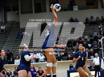 Thumbnail 3 in Vandegrift vs. O'Connor (UIL Region 4 Semi-Final) photogallery.