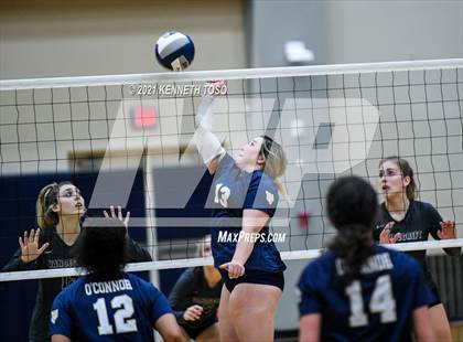 Thumbnail 3 in Vandegrift vs. O'Connor (UIL Region 4 Semi-Final) photogallery.