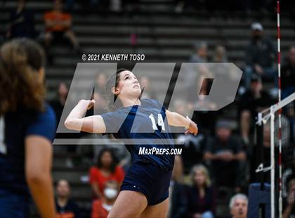 Thumbnail 3 in Vandegrift vs. O'Connor (UIL Region 4 Semi-Final) photogallery.