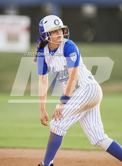 Thumbnail 1 in Clovis vs. Central (CIF CS Division I Championship) photogallery.