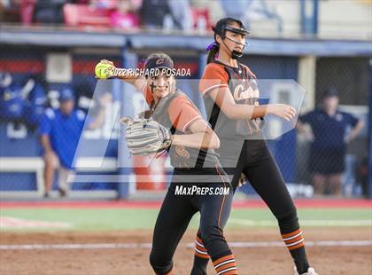 Thumbnail 1 in Clovis vs. Central (CIF CS Division I Championship) photogallery.