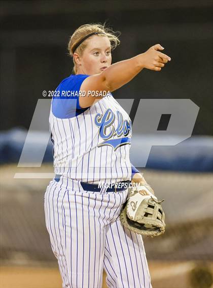 Thumbnail 1 in Clovis vs. Central (CIF CS Division I Championship) photogallery.