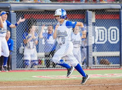 Thumbnail 1 in Clovis vs. Central (CIF CS Division I Championship) photogallery.