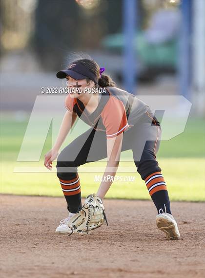 Thumbnail 2 in Clovis vs. Central (CIF CS Division I Championship) photogallery.