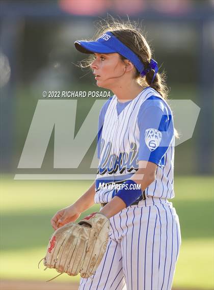 Thumbnail 1 in Clovis vs. Central (CIF CS Division I Championship) photogallery.