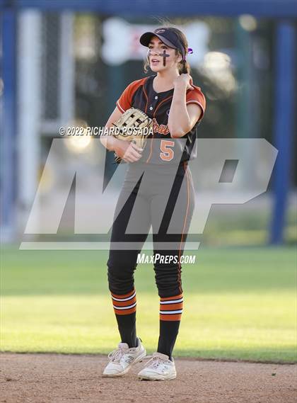 Thumbnail 3 in Clovis vs. Central (CIF CS Division I Championship) photogallery.