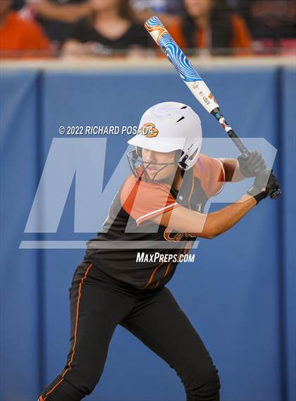 Thumbnail 2 in Clovis vs. Central (CIF CS Division I Championship) photogallery.