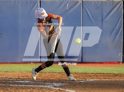 Thumbnail 1 in Clovis vs. Central (CIF CS Division I Championship) photogallery.