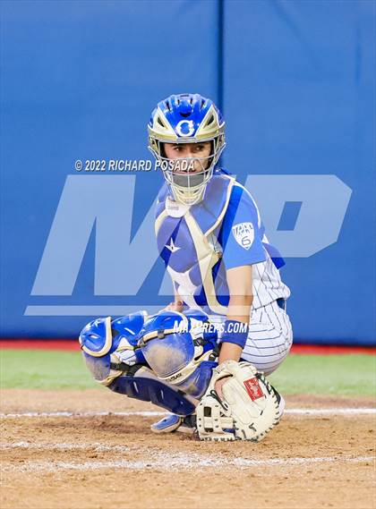 Thumbnail 2 in Clovis vs. Central (CIF CS Division I Championship) photogallery.