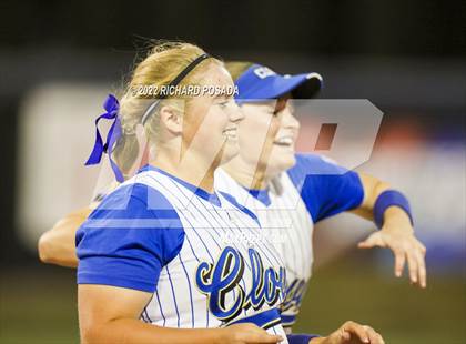 Thumbnail 1 in Clovis vs. Central (CIF CS Division I Championship) photogallery.