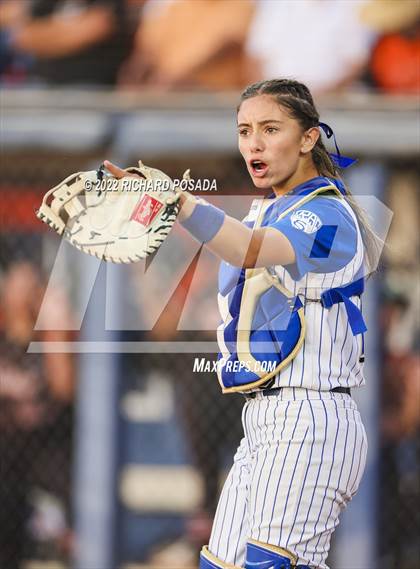 Thumbnail 2 in Clovis vs. Central (CIF CS Division I Championship) photogallery.