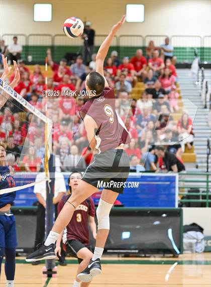 Thumbnail 2 in Salpointe Catholic vs. ALA - Queen Creek (AIA 4A Final) photogallery.