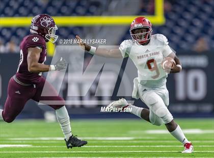 Thumbnail 1 in North Shore vs Cy-Fair (UIL 6A Quarterfinal Playoffs) photogallery.