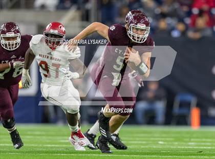 Thumbnail 2 in North Shore vs Cy-Fair (UIL 6A Quarterfinal Playoffs) photogallery.