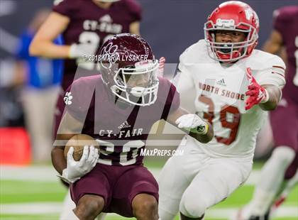 Thumbnail 2 in North Shore vs Cy-Fair (UIL 6A Quarterfinal Playoffs) photogallery.