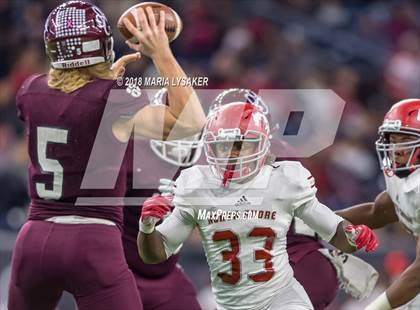 Thumbnail 1 in North Shore vs Cy-Fair (UIL 6A Quarterfinal Playoffs) photogallery.