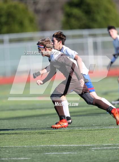Thumbnail 1 in Stonington vs. Tolland (CIAC Class M Quarterfinal) photogallery.