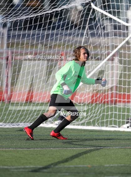 Thumbnail 3 in Stonington vs. Tolland (CIAC Class M Quarterfinal) photogallery.