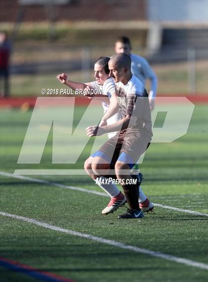 Thumbnail 2 in Stonington vs. Tolland (CIAC Class M Quarterfinal) photogallery.