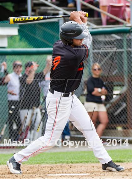 Thumbnail 2 in Plainfield vs Haddam-Killingworth (CIAC Class M Semifinal) photogallery.